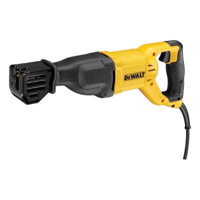 3. DeWalt DWE305PK (1100W) Säbelsäge