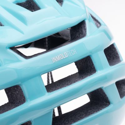 6. ENDURO Helm
