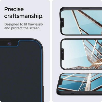 10. Spigen Glas.tR EZ Fit Panzerglas für iPhone 13 / 13 Pro / 14 / 16e / 17e - 2 Stück.