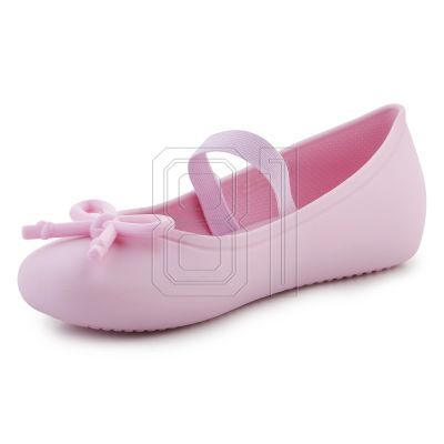3. Crocs Brooklyn Bow Flat K Jr Sandalen 210136-6GD