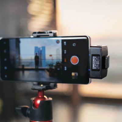 9. BOYA BOYAMIC 2-02 Drahtloses Lavalier-Mikrofon 2,4 GHz - Schwarz