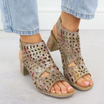 16. Geschlossene Damen-Sandalen mit Lochmuster Rieker 64780-90