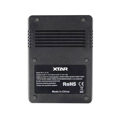 9. XTAR-LADEGERÄT FÜR ZYLINDRISCHE LI-ION-VC4-AKKU