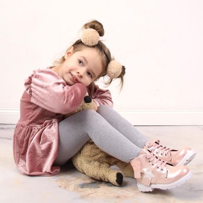 3. Glänzende isolierte Stiefeletten Potocki W WOL121B