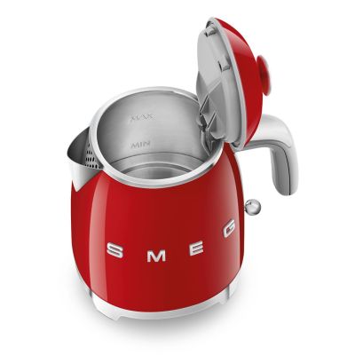 8. SMEG Wasserkocher (KLF05RDEU) Mini 0,8L rot