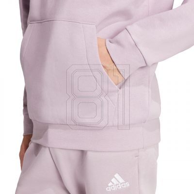 5. adidas Essentials Fleece Hoodie M IN0328