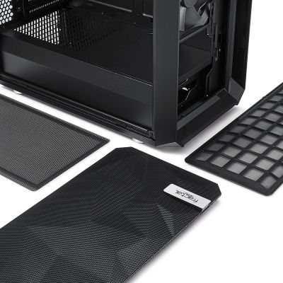 15. Fractal Design Meshify C Midi Tower Schwarz