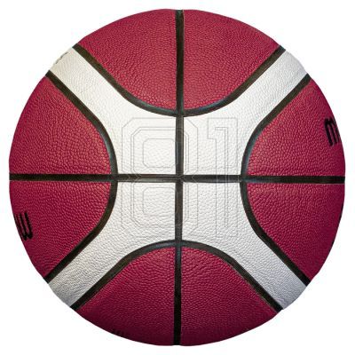 12. Molten BG3850 basketball