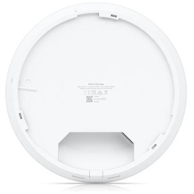 29. Ubiquiti UniFi U7 Pro Max Access Point Wi-Fi 7 2,4 GHz (2x2)/5 GHz (4x4)/6 GHz (2x2) PoE+ 1x2,5 G