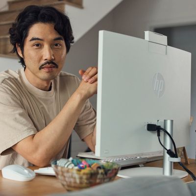14. HPAiO 24-cr0312nw Ryzen 5 7520 23,8" FHD IPS 250 Nits AG 16 GB DDR5 SSD512 Radeon 610M CAM720p Tastatur + Maus Win11 Gehäuse Weiß 2 Jahre
