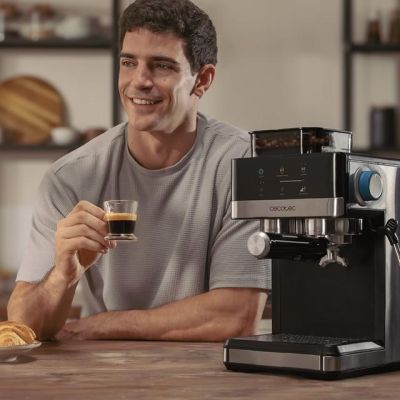 8. Cecotec Power Espresso 20 Mahlgrad Halbautomatische Espressomaschine 1,7 l