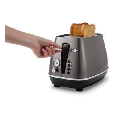 3. DeLonghi Distinta CTIN2103.TB Elektrischer Toaster