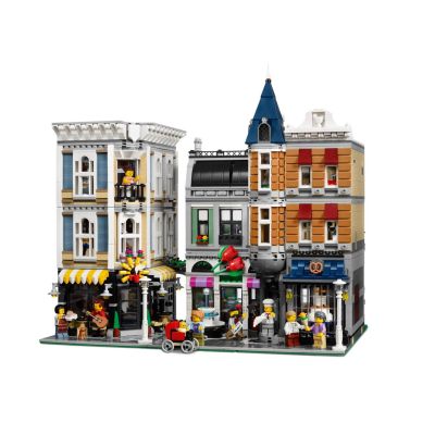 2. LEGO Creator Expert 10255 – Montageplatz