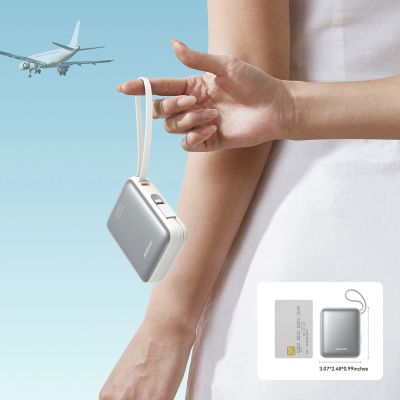 14. Joyroom JR-PBF27 10000 mAh 22,5 W Powerbank mit integrierten USB-C- und Lightning Kabeln - Weiß
