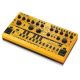 3. Behringer TD-3-MO-AM Analoger Bassline-Synthesizer