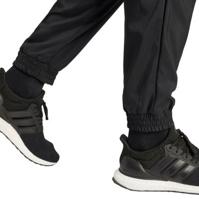 12. adidas Essentials Stanford-Hose mit kleinem Logo M JD1833