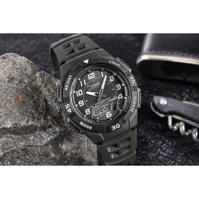 5. CASIO AQ-S800W-1BVEF Solaruhr + Box