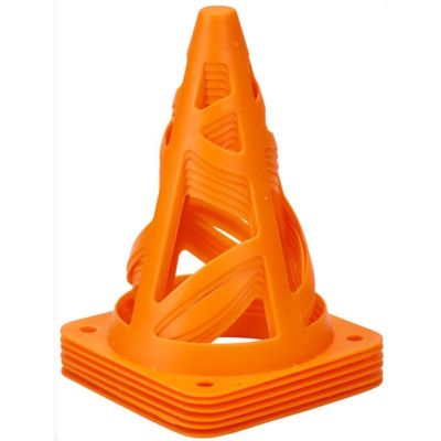 8. XQMAX-Kegel mit Löchern