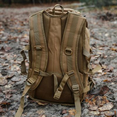 11. Offlander Survival Hiker 25L Rucksack OFF_CACC_35KH