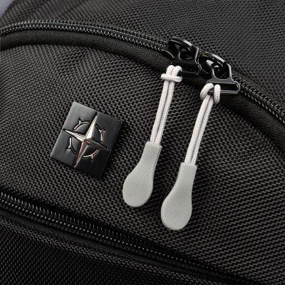 20. Swissbags Rucksack mit Laptoptasche 17,3" Zürich 33 L 76201