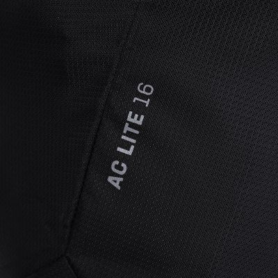 19. Deuter AC Lite 16 schwarzer Wanderrucksack