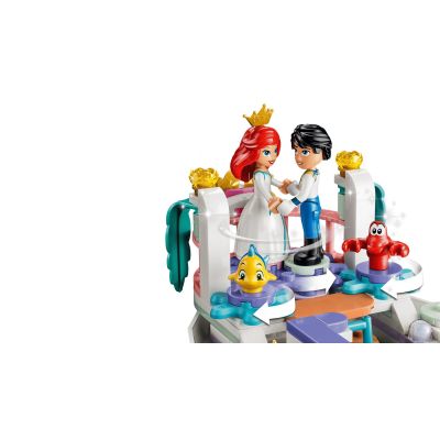 10. LEGO Disney 43299 – Arielles königliches Hochzeitsboot