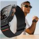 5. Spigen Lite Fit Pro Armband + Displayschutzfolie aus gehärtetem Glas für Apple Watch Ultra 49 mm – Schwarz