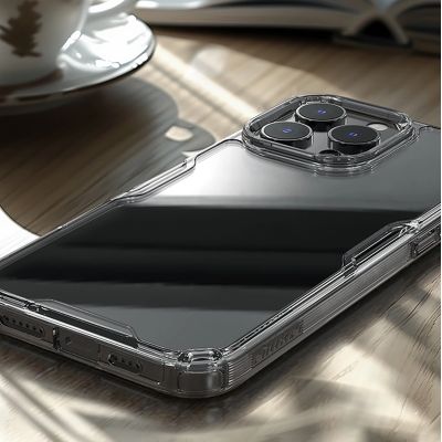 9. Nillkin Nature Pro Hülle für iPhone 16 Pro – transparent und weiß