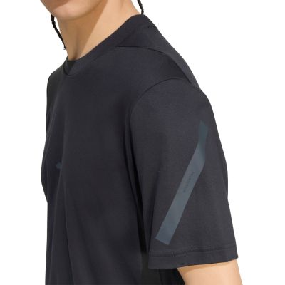5. adidas ZNE Herren-T-Shirt schwarz KF3796