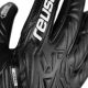 10. Reusch Attrakt Resist Jr 5572615 7700 Torwarthandschuhe