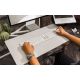6. Twelve South DeskPad Schreibtischunterlage aus veganem Leder (Taubengrau)