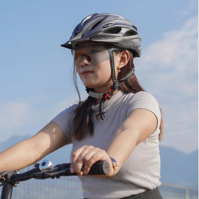 5. Rockbros Polarisierte Radbrille mit UV-Schutz und Korrektureinsatz - Grau