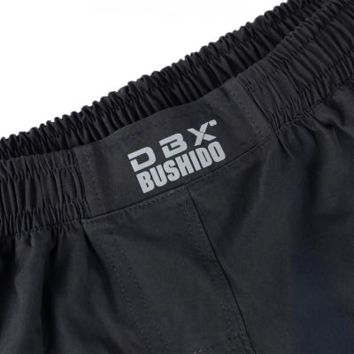 19. Schwarze DBX Bushido MMA-Shorts