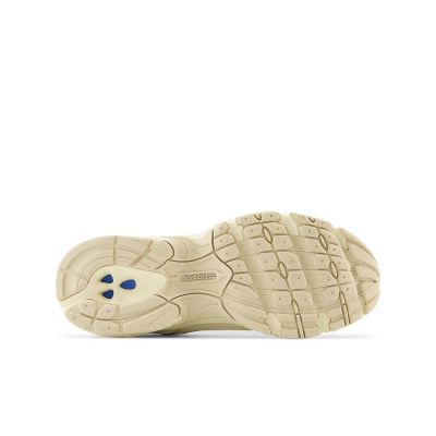 10. New Balance Jr GR530AA Schuhe