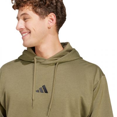 5. adidas Essentials Feelcozy Fleece M Sweatshirt JE3799