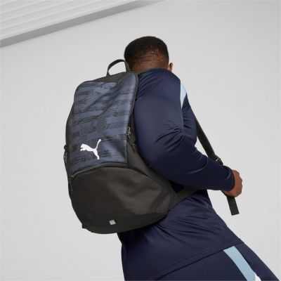 4. Puma individualRISE Rucksack 090576 01