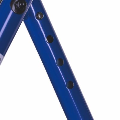 9. Reha-Rollator aus Aluminium