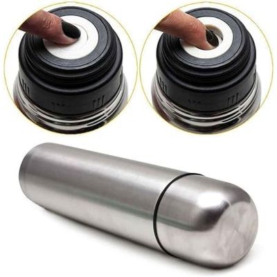 9. 1000-ml-Reisethermoskanne mit 2 Bechern, silberfarben