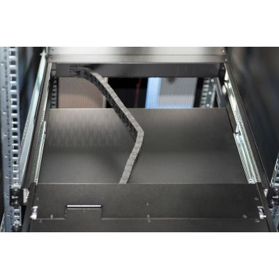 13. Digitus Modularkonsole mit 17-Zoll-TFT-Monitor (43,2 cm), 8-Port-KVM-Switch und Touchpad, deutsche Tastatur