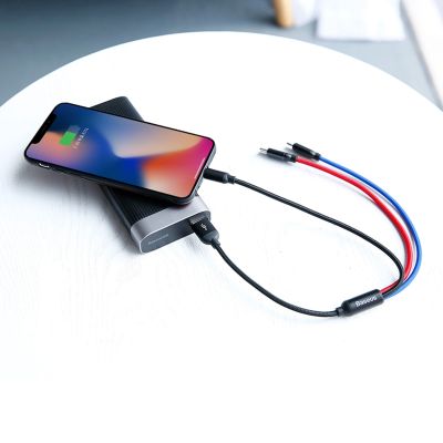 8. Baseus Three Primary Colors 3-in-1 USB-A - Micro-USB / Lightning / USB-C 3,5A Kabel 0,3 m - Schwarz