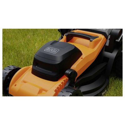 4. 1400-W-Netz-Rasenmäher BEMWP340 BLACK+DECKER
