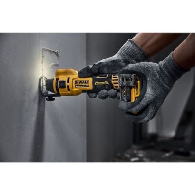 4. DeWALT DCE555N-XJ 18V XR Trockenbau-Oberfräse
