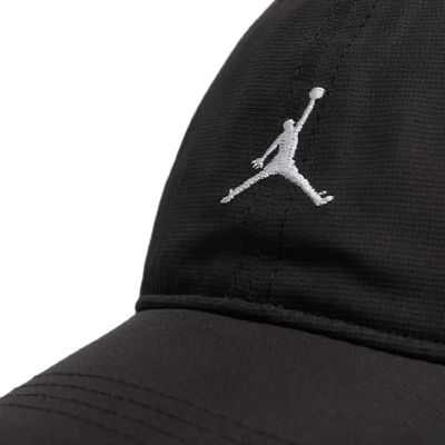 3. Air Jordan Essential Club Cap Schwarze Baseballkappe für Kinder - 9A0724-023