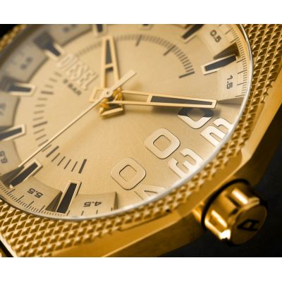 7. DIESEL Scraper DZ2173 Herrenuhr + Box