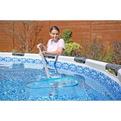 45. Bestway 58831 Poolreinigungsset