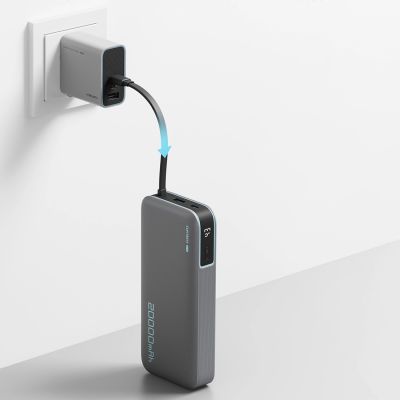 5. Cuktech CUKP200NGLDG 55W 20000mAh Powerbank mit integriertem USB-C-Kabel - Grau