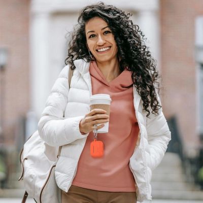 7. Tech-Protect Silikon-Hakenhülle für Apple AirPods Pro 1 / 2 – Orange