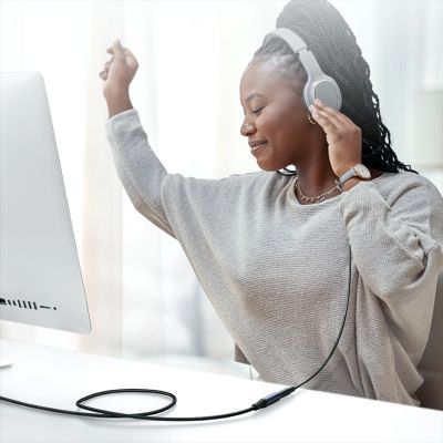 8. Joyroom Stereo-Audiokabel AUX 3,5 mm Miniklinke (männlich) – Miniklinke (weiblich) 1,2 m schwarz (SY-A09)