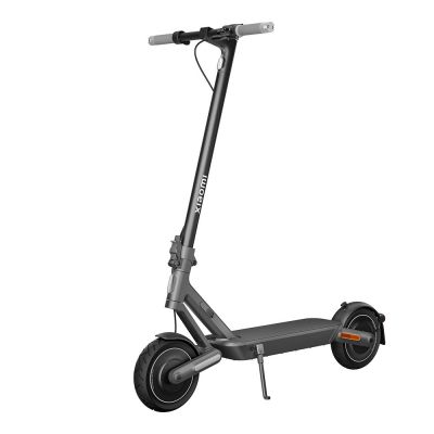 7. Xiaomi E-Scooter 4 Ultra Schwarz 20 km/h 12000 Ah