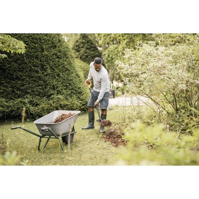 7. FISKARS SOLID 1003457 Metallschaufel, 1270 mm, D-Griff